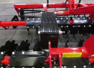 Dotížení stroje přídavným závažím 330kg (u verzí 200-350)