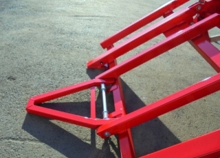 Tipping back side for carry unloading. 